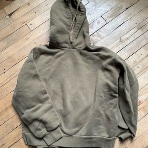Everlane hoodie with side slits